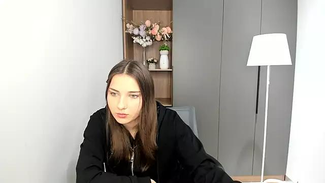 Explore our live girls sluts from our Custom and Multi clubs and checkout exclusive access to highly interactive content, such as shape, hair, titties, pussy type and many more.