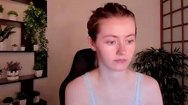 KateCuddle from StripChat is Freechat