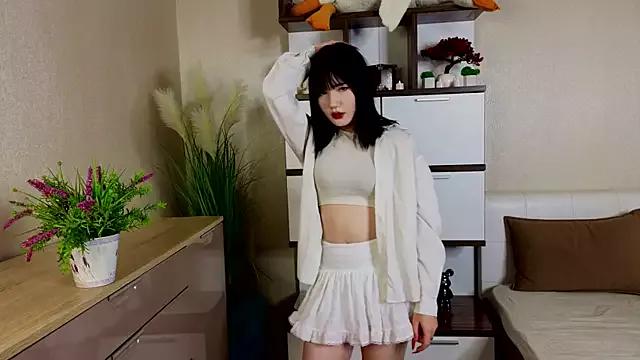 KateSmitx from StripChat is Freechat