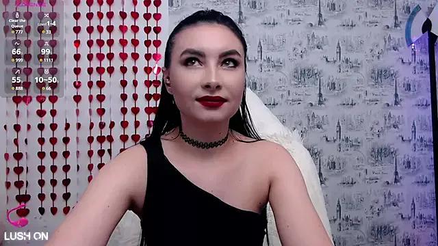 Explore our live girls sluts from our Custom and Multi clubs and checkout exclusive access to highly interactive content, such as shape, hair, titties, pussy type and many more.