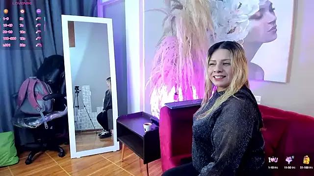 kathaleyagrayy from StripChat is Freechat