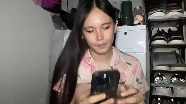 Kathryn_Wilsonx from StripChat is Freechat
