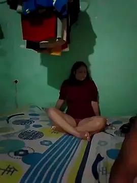 katina-linda from StripChat is Freechat