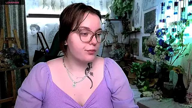 KatrinClark from StripChat is Freechat