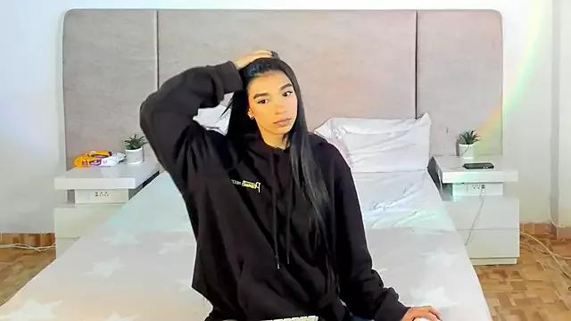 katt_pelaez from StripChat