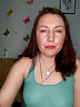 Explore our live girls sluts from our Custom and Multi clubs and checkout exclusive access to highly interactive content, such as shape, hair, titties, pussy type and many more.