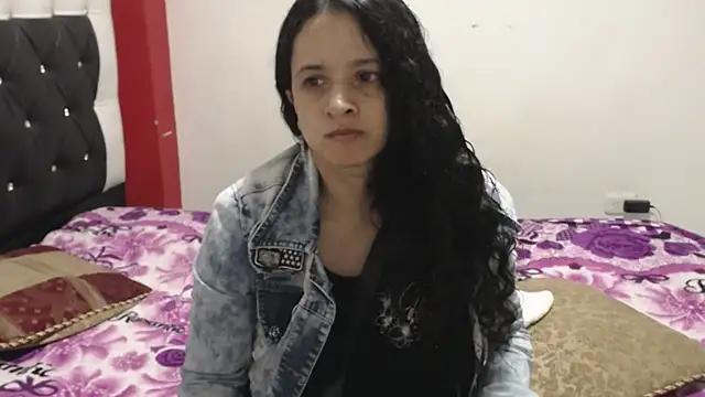 Katty_Bones from StripChat