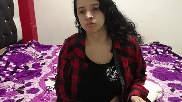 Katty_Bones from StripChat