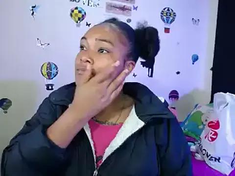 katty_ebonny from StripChat is Freechat