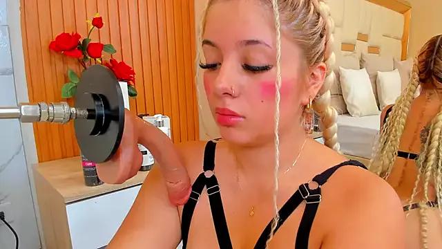 katty_rouser from StripChat