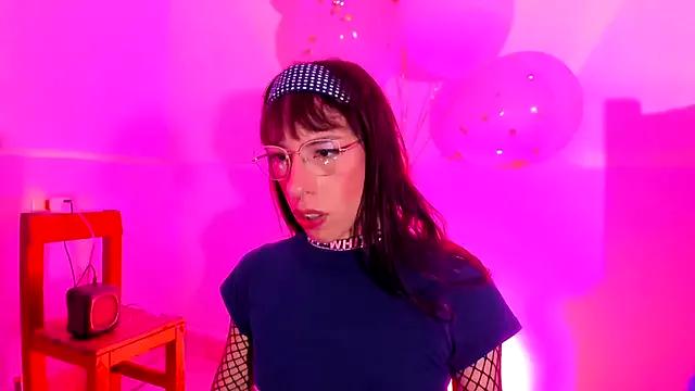 Explore our live girls sluts from our Custom and Multi clubs and checkout exclusive access to highly interactive content, such as shape, hair, titties, pussy type and many more.