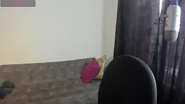 Kattysoto from StripChat