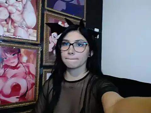 Explore our live girls sluts from our Custom and Multi clubs and checkout exclusive access to highly interactive content, such as shape, hair, titties, pussy type and many more.