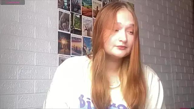 KatyCollins from StripChat is Freechat