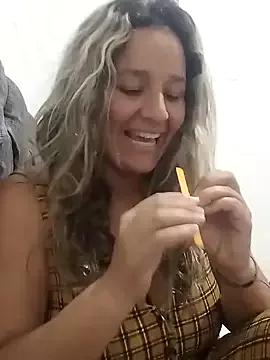 katyevans_xh from StripChat is Freechat