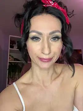Explore our live girls sluts from our Custom and Multi clubs and checkout exclusive access to highly interactive content, such as shape, hair, titties, pussy type and many more.