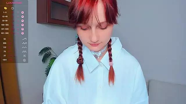 KatyKufel from StripChat is Freechat
