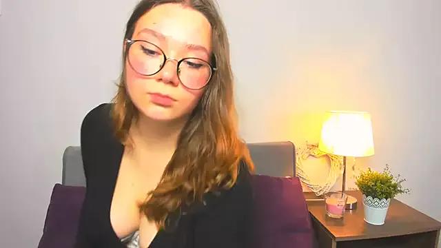 Explore our live girls sluts from our Custom and Multi clubs and checkout exclusive access to highly interactive content, such as shape, hair, titties, pussy type and many more.