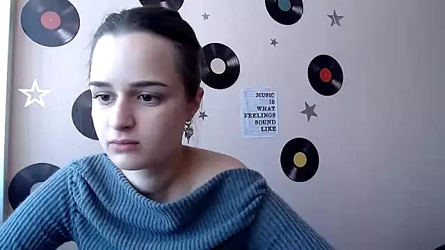 Explore our live girls sluts from our Custom and Multi clubs and checkout exclusive access to highly interactive content, such as shape, hair, titties, pussy type and many more.