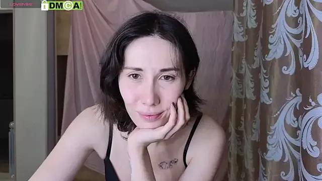KawaiiNullify from StripChat