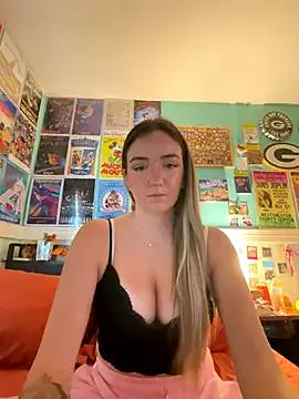 kaybabyx4 from StripChat is Freechat