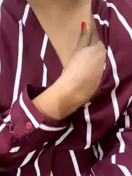 KEEEP356_788 webcams show profile image 