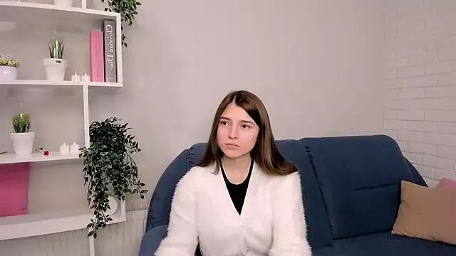Explore our live girls sluts from our Custom and Multi clubs and checkout exclusive access to highly interactive content, such as shape, hair, titties, pussy type and many more.