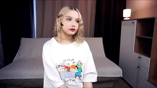 KelleLillie from StripChat