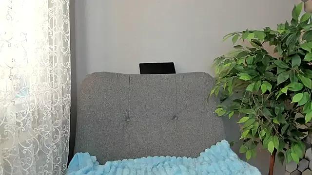 Kelly_Gerzikaa from StripChat is Freechat