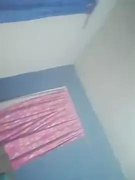kelly_greys from StripChat