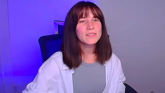 Explore our live girls sluts from our Custom and Multi clubs and checkout exclusive access to highly interactive content, such as shape, hair, titties, pussy type and many more.