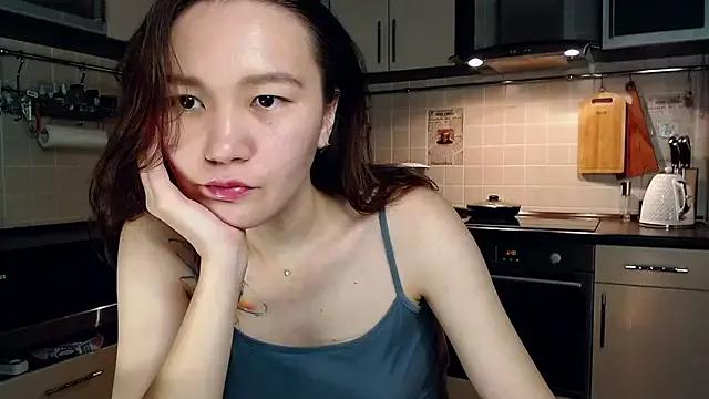 Kelly_Yon from StripChat