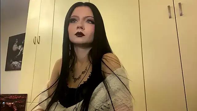 KellyAngie from StripChat