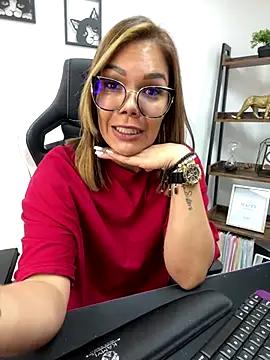 KellyBrooklyn_ from StripChat