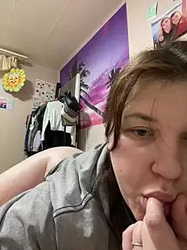 Explore our live girls sluts from our Custom and Multi clubs and checkout exclusive access to highly interactive content, such as shape, hair, titties, pussy type and many more.