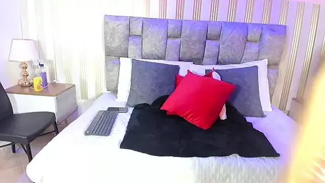 kendal__g from StripChat is Freechat