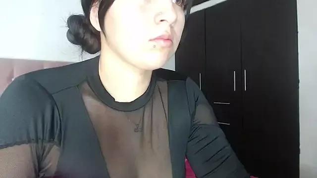 Explore our live girls sluts from our Custom and Multi clubs and checkout exclusive access to highly interactive content, such as shape, hair, titties, pussy type and many more.