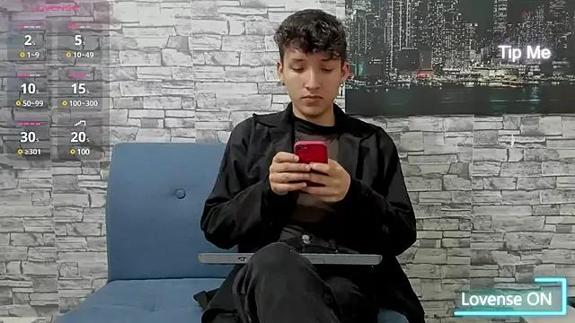 Kenny_Miller from StripChat