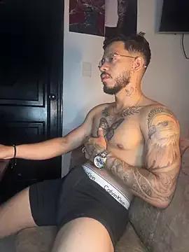 Kenny_zero from StripChat
