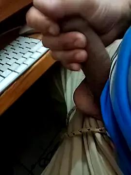 Kerrry_Caverga from StripChat is Freechat