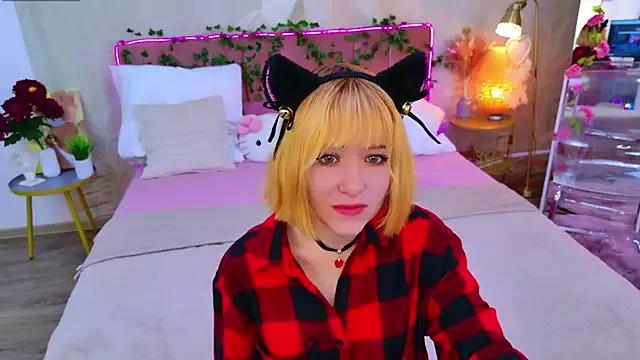 Explore our live girls sluts from our Custom and Multi clubs and checkout exclusive access to highly interactive content, such as shape, hair, titties, pussy type and many more.