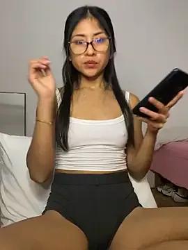 Kiginara webcams show profile image 