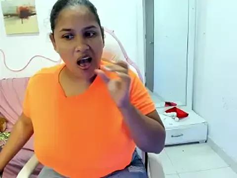 Kika_teem from StripChat