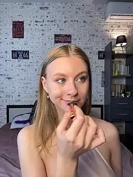 Kiki_Stacy from StripChat