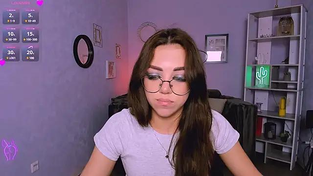 kiki_swan from StripChat