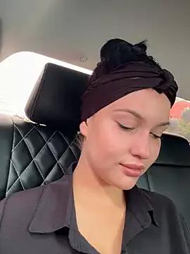 KikiWatson from StripChat