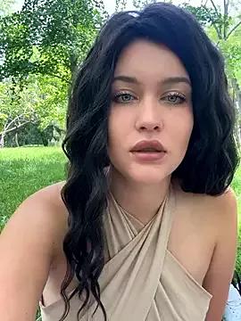 KikiWatson from StripChat