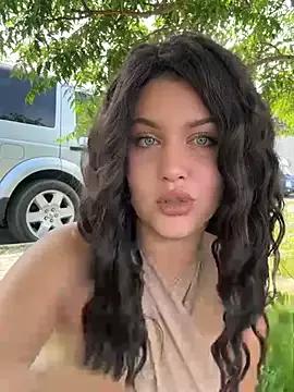 KikiWatson from StripChat