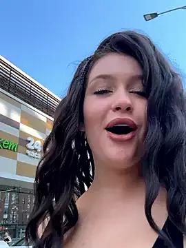 KikiWatson from StripChat