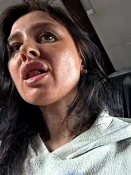 KikiXRed from StripChat